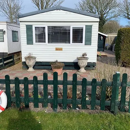 Сasa de vacaciones Dragonfly Chalet Burghorn Schagen
