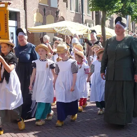 Dragonfly Chalet Burghorn