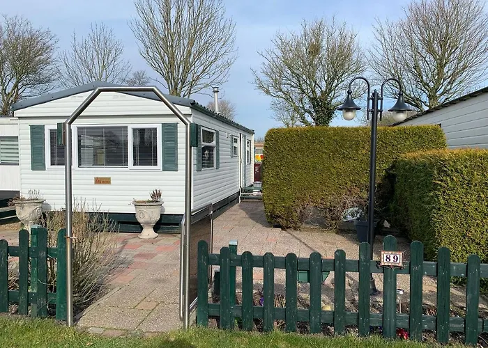 Semesterbostad Dragonfly Chalet Burghorn *