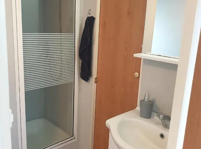 Dragonfly Chalet Burghorn Semesterbostad *